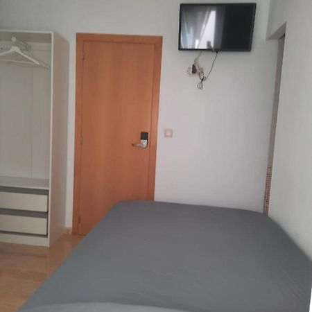 ולנסיה Single Room In My Apartment At The Beach מראה חיצוני תמונה